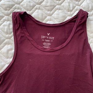 American Eagle “soft and sexy” flowy maroon tank
